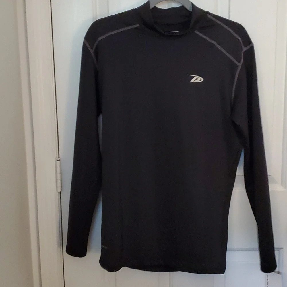 NWT Pro Player Performance Dri Mock Turtleneck Atheletic Workout Shirt